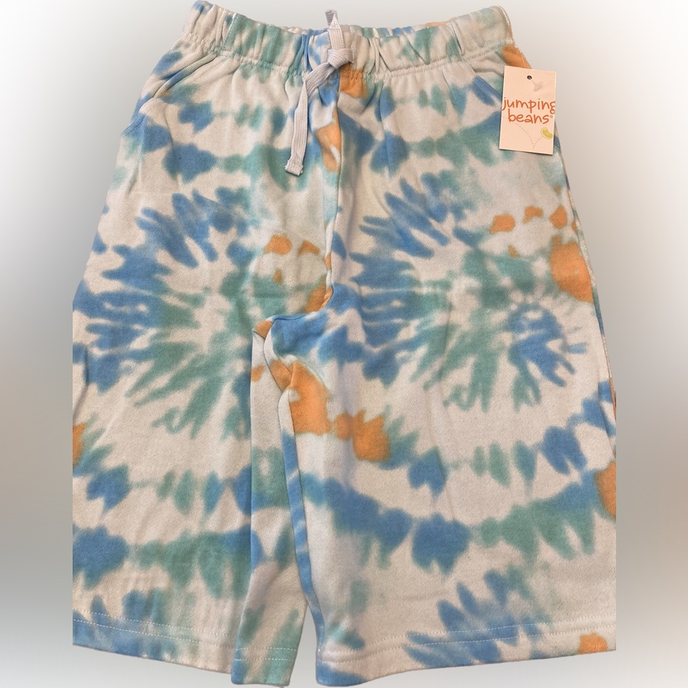 NWT Boys tie dye sweat shorts.